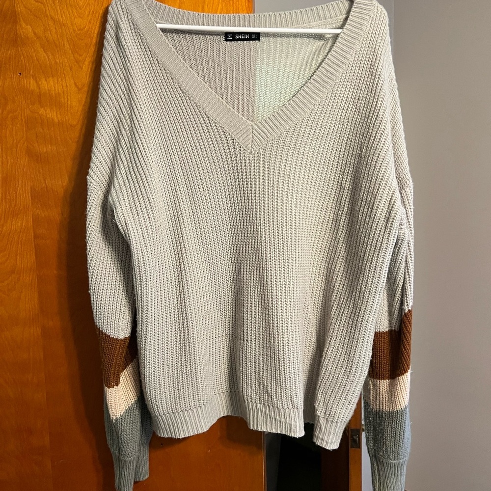 SHEIN Women's V-Neck Sweater in Gray and Brown